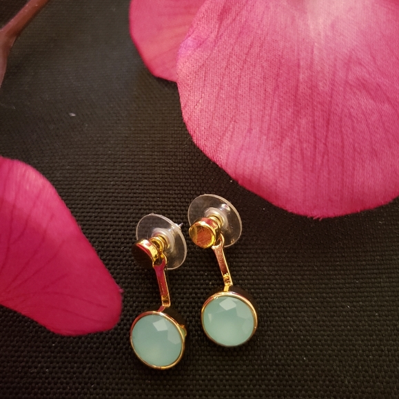 🇨🇦FOXY ORIGINAL EARRINGS 🇨🇦 - Picture 4 of 5